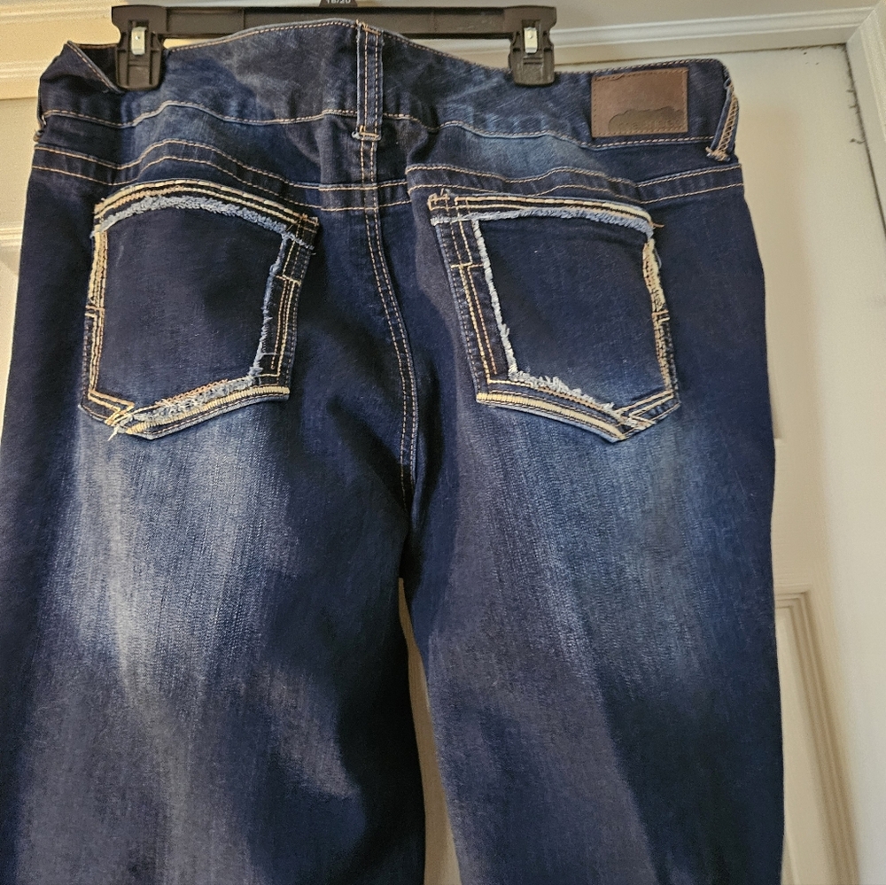 Maurices Women's Relaxed Dark Blue Jeans - Casual Regular Bootcut Size 22 Short - Picture 6 of 8
